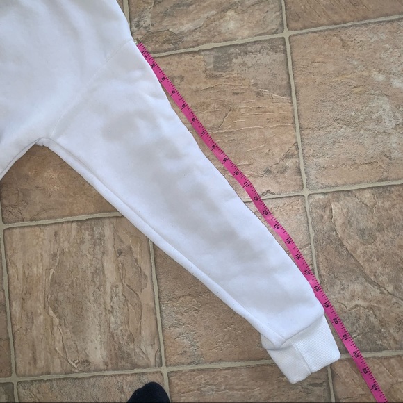White Cropped Graphic Hoodie - Picture 7 of 8